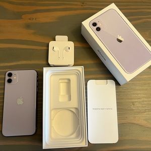 *SOLD* Apple iPhone 11 - 64G